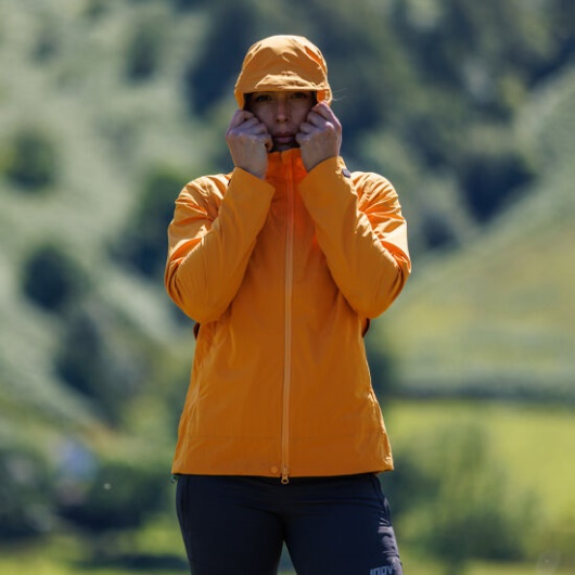 Yellow Inov-8 Ireland Venturelite Jacket Women's