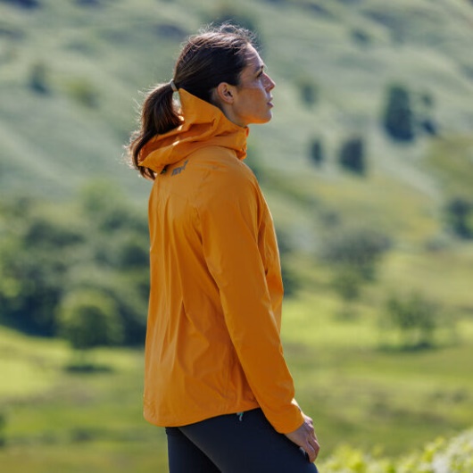 Yellow Inov-8 Ireland Venturelite Jacket Women's